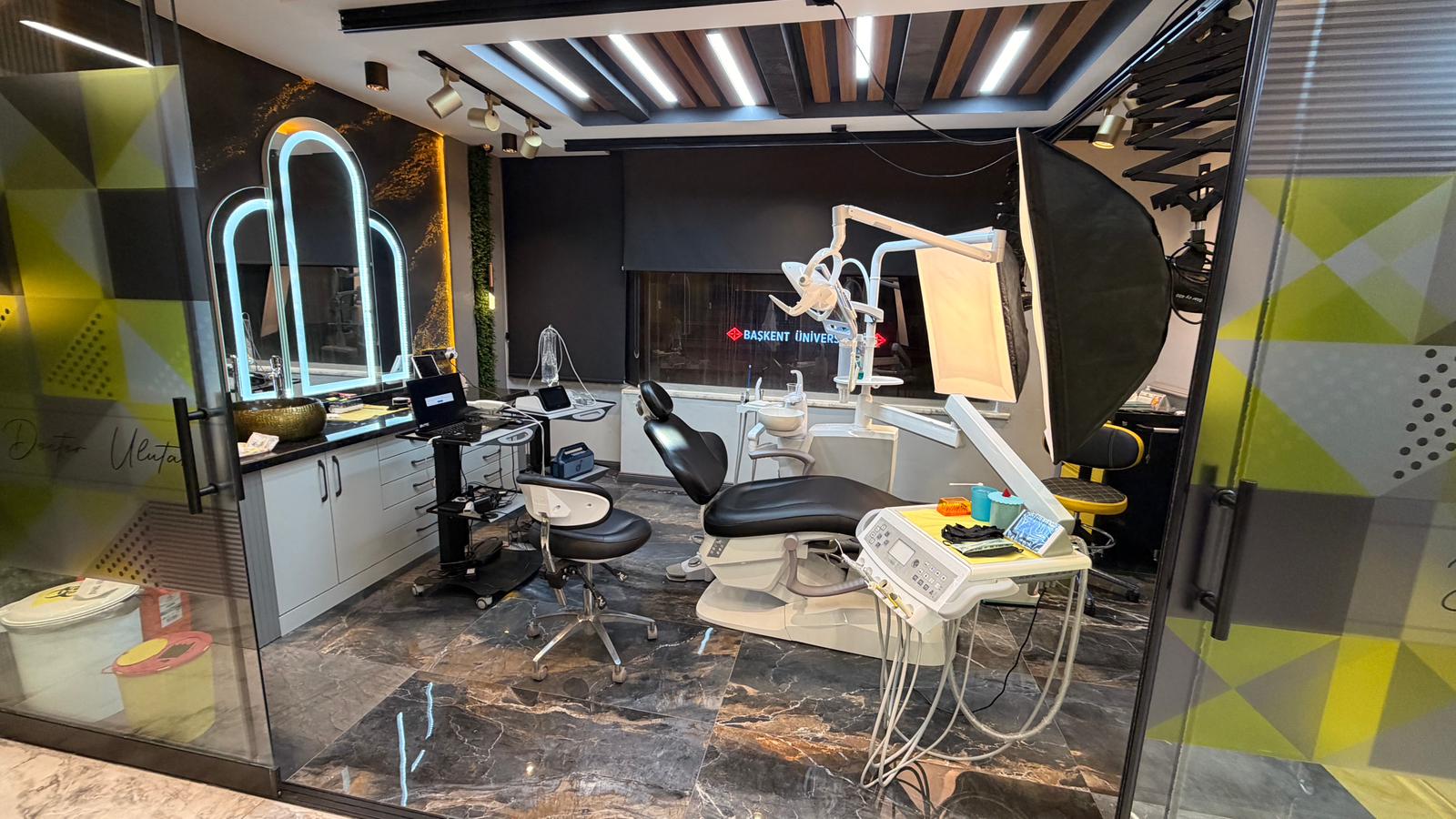 EU Dent Clinique modern interior